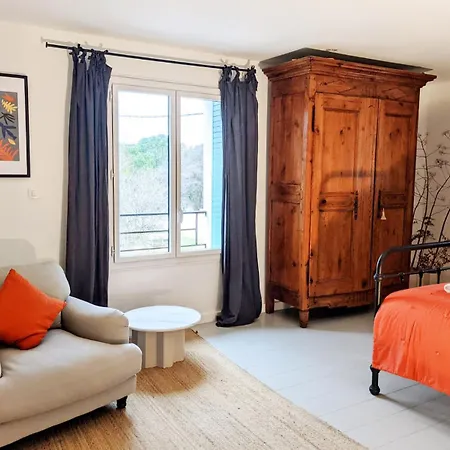 Des Oules * Saint-Victor-des-Oules