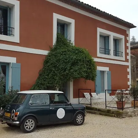 Gasthuis Des Oules Saint-Victor-des-Oules