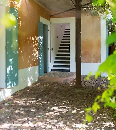 Gasthuis Des Oules Saint-Victor-des-Oules