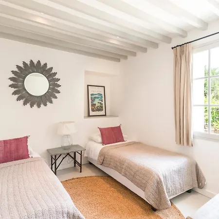 Des Oules * Saint-Victor-des-Oules